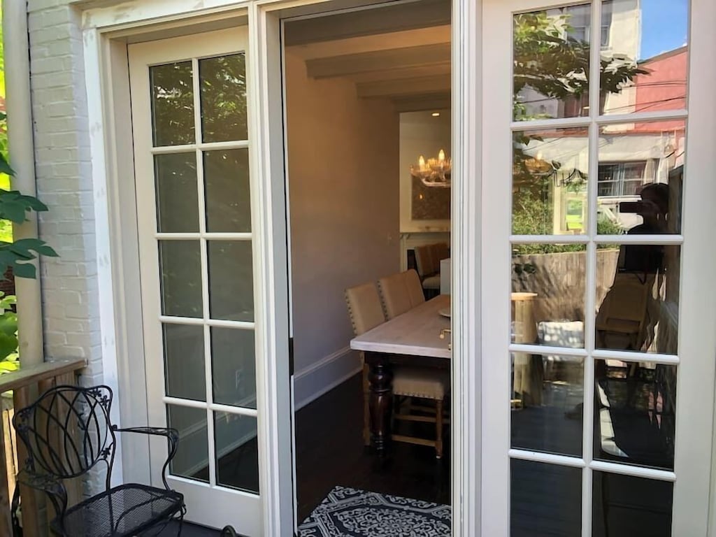 Back entrance (no street access, just other fenced backyards so very secure)