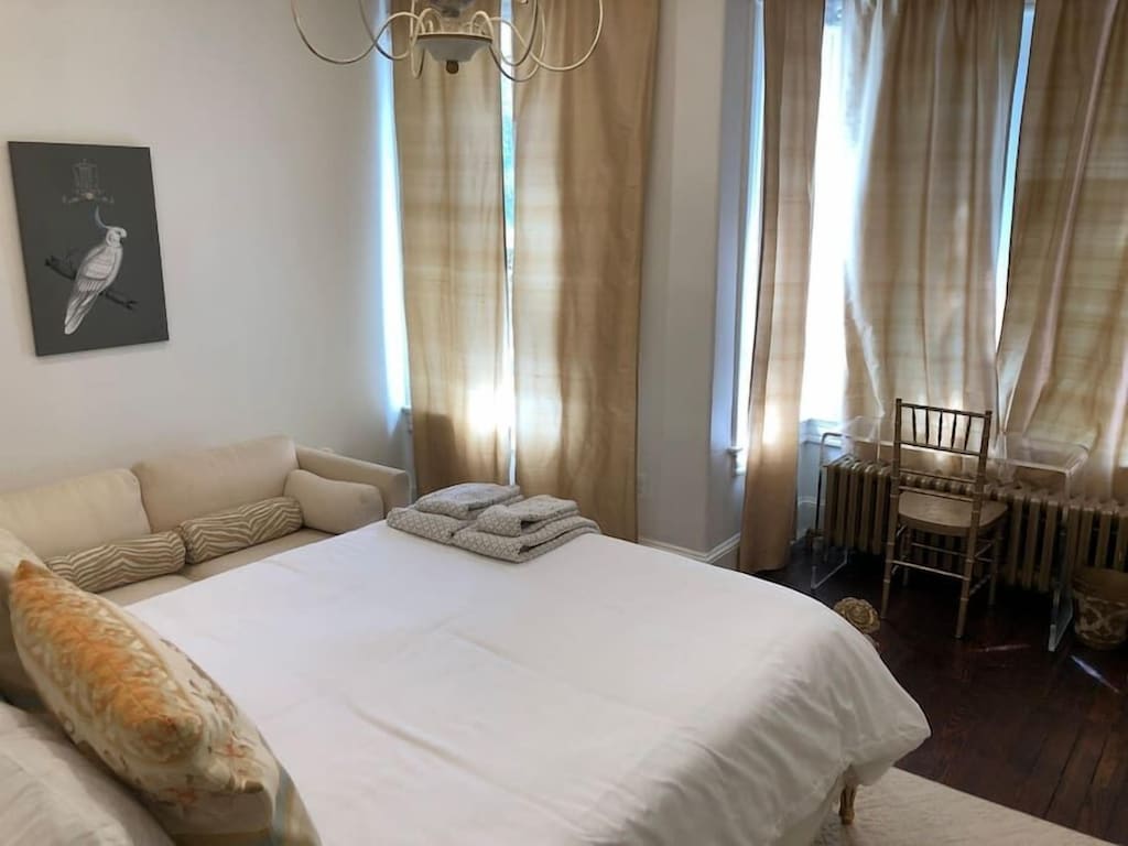 First queen bedroom