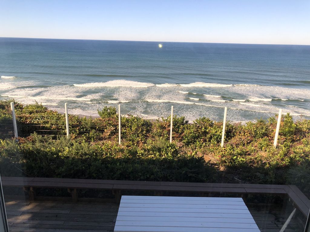 Nelscott Reef from main level deck. Famous for surfers, fishing boats & whales.