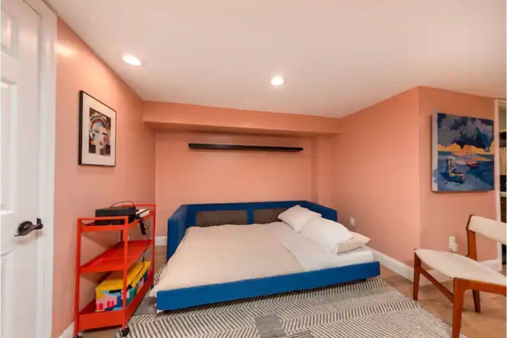 The bed is very comfortable!