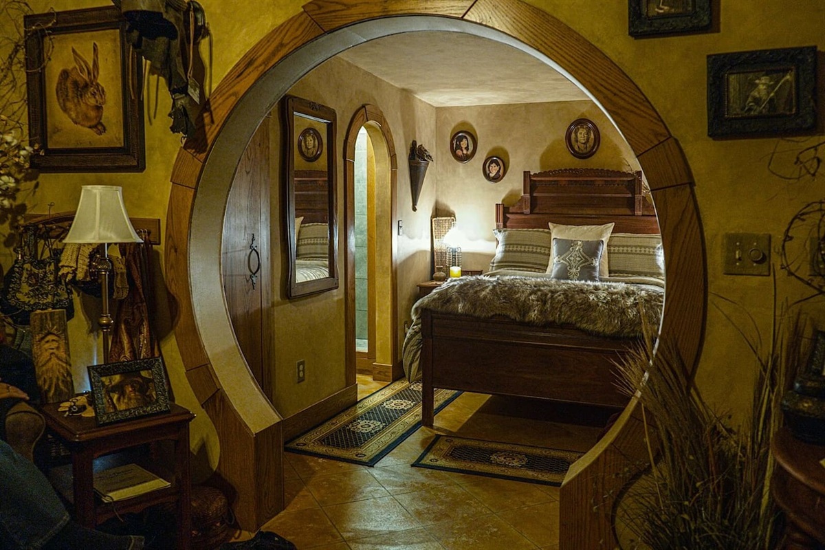 All of our guest say that pictures do not do "All the Comforts of Home" justice! Come for an "Adventure" and decide for yourself. Steve Parke Photo